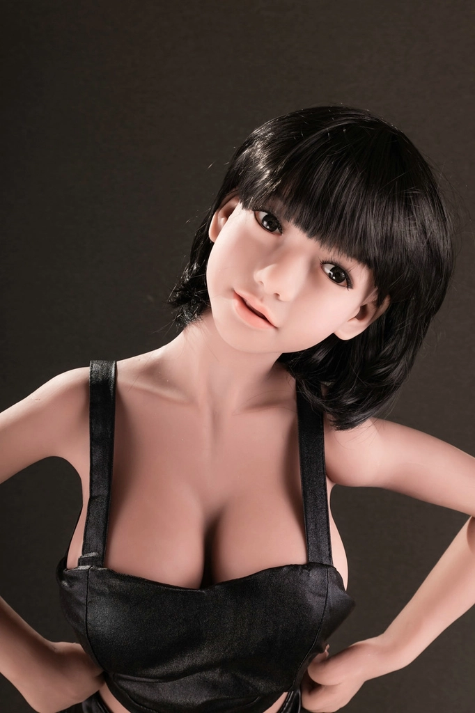 140cm Valerie with 75# head & D cup