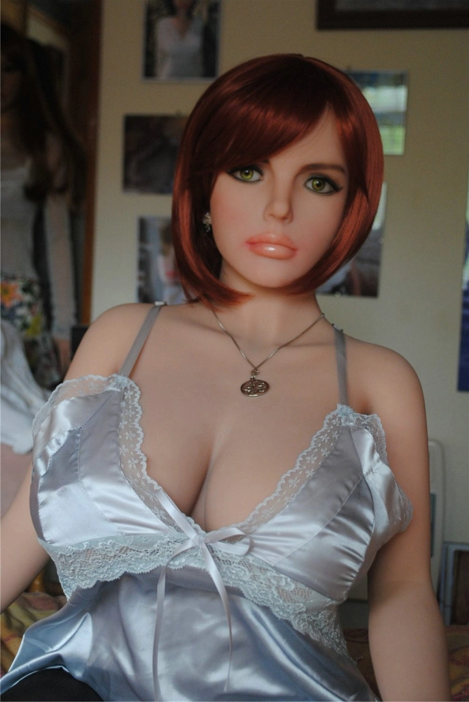 156cm Samantha with 51# head & H cup