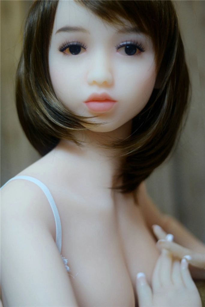 140cm Abby with 72# head & D cup