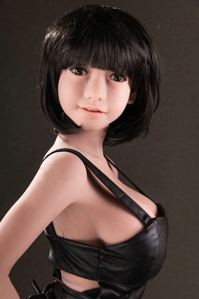 140cm Valerie with 75# head & D cup