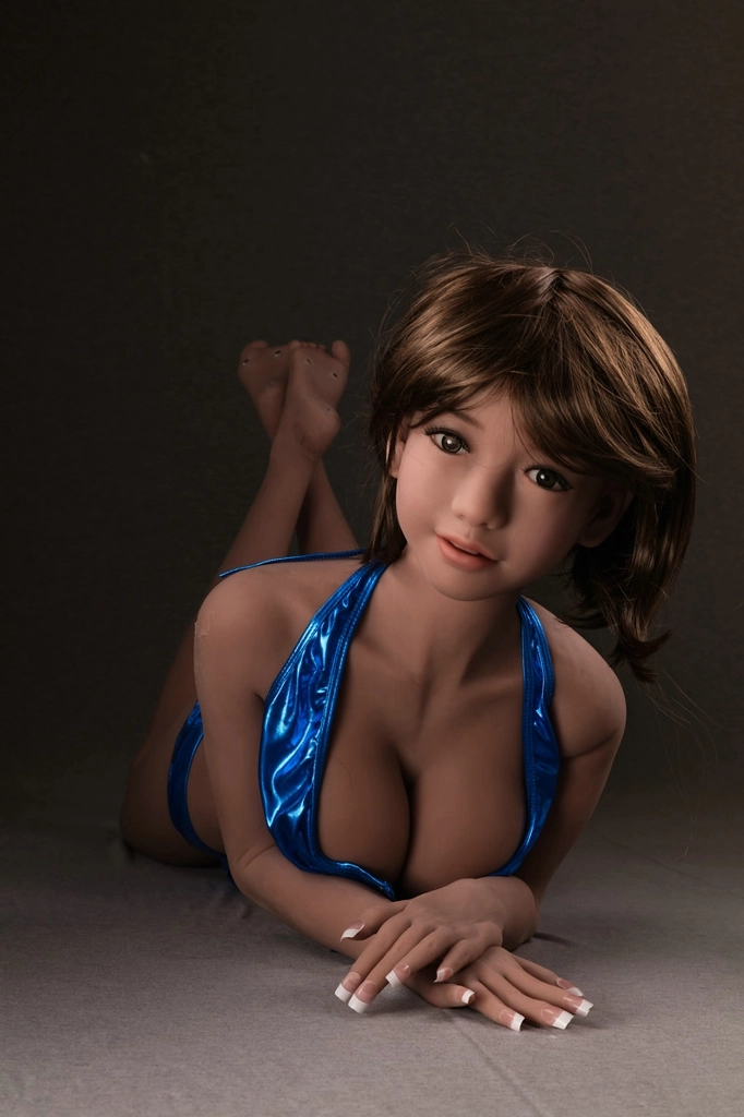 140cm Valerie with 75# head & D cup