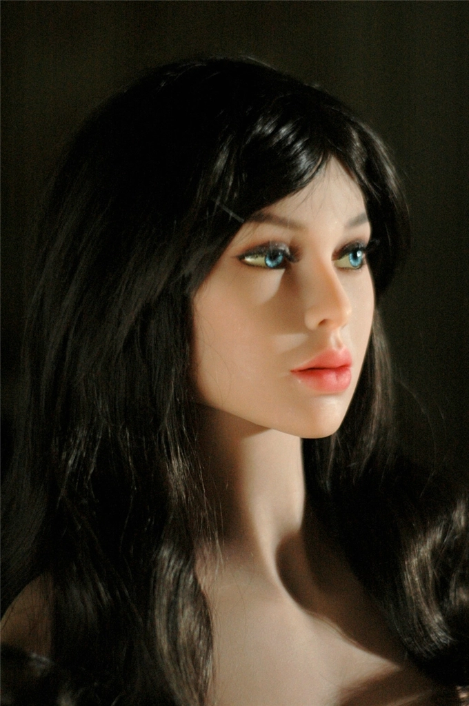 156cm Una with 137# head & H cup