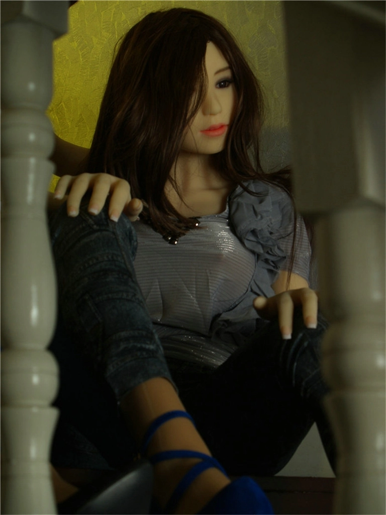 156cm Nevaeh with 19# head & D cup
