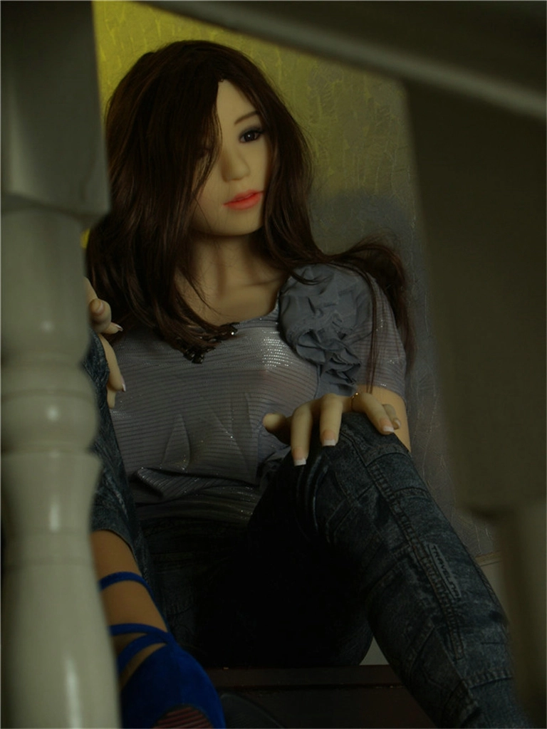 156cm Nevaeh with 19# head & D cup