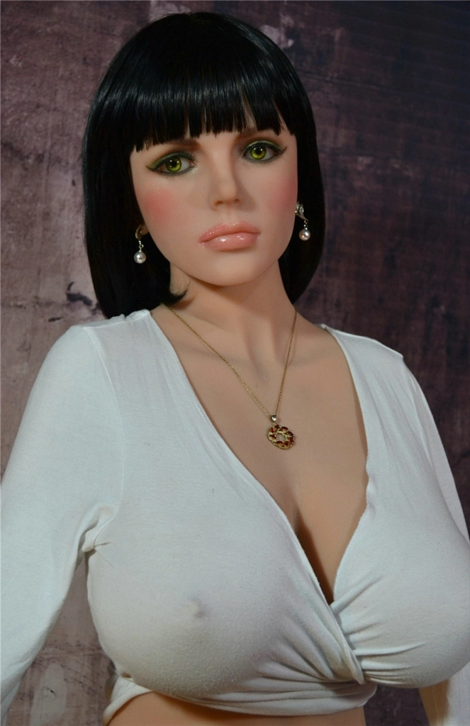156cm Susanna with 51# head & H cup
